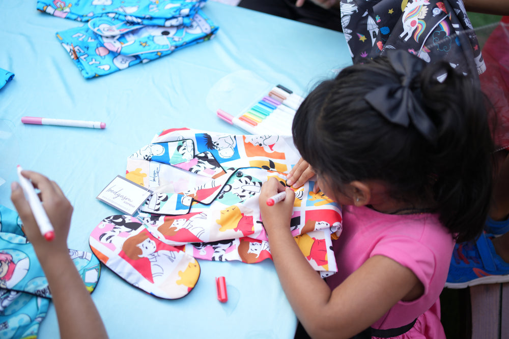 Load image into Gallery viewer, Winnie's World Kids Colour in Set