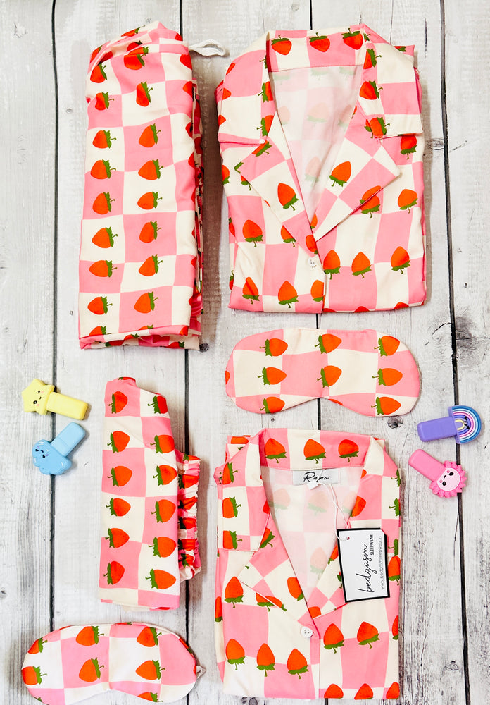Load image into Gallery viewer, Strawberry - Pajama set Nightwear Set