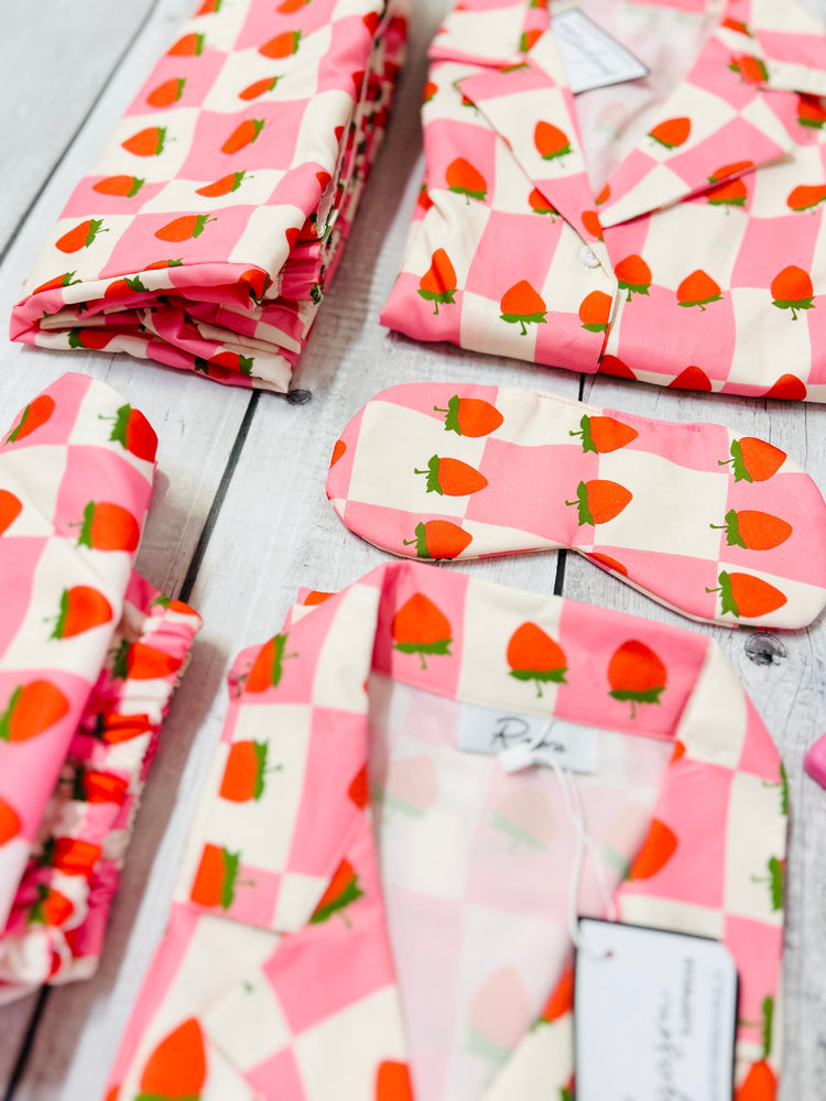 Load image into Gallery viewer, Strawberry - Pajama set Nightwear Set