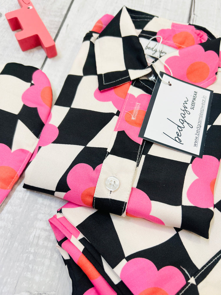 Load image into Gallery viewer, Black Checkered Pajama Set Nightwear Set