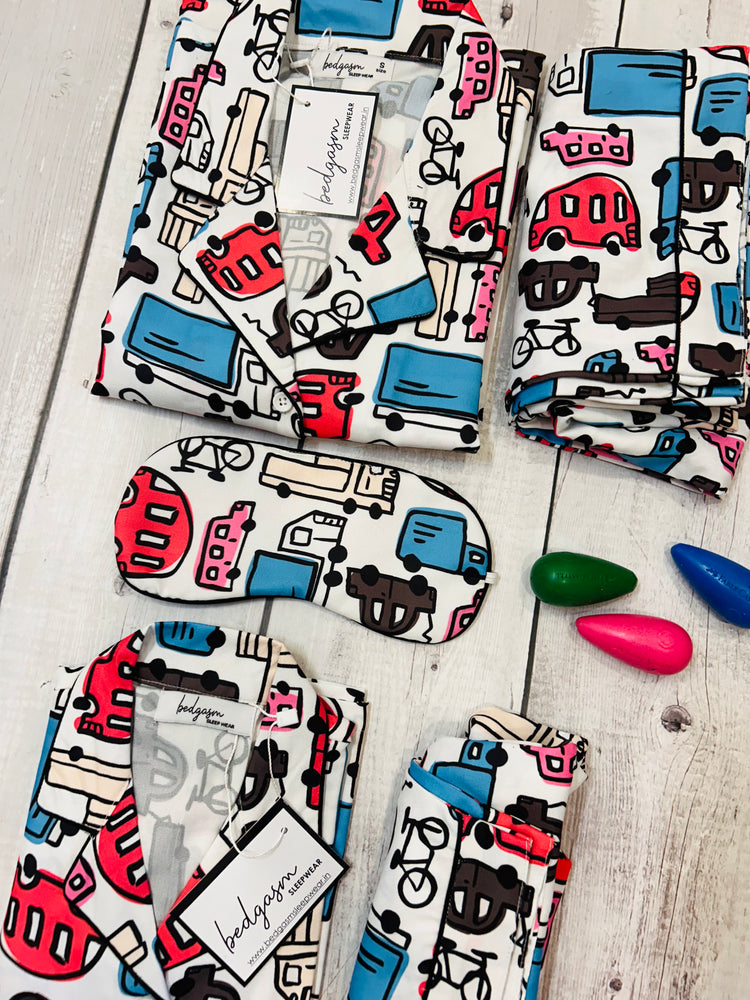 Load image into Gallery viewer, Traffic Jam Couple Nightwear Set