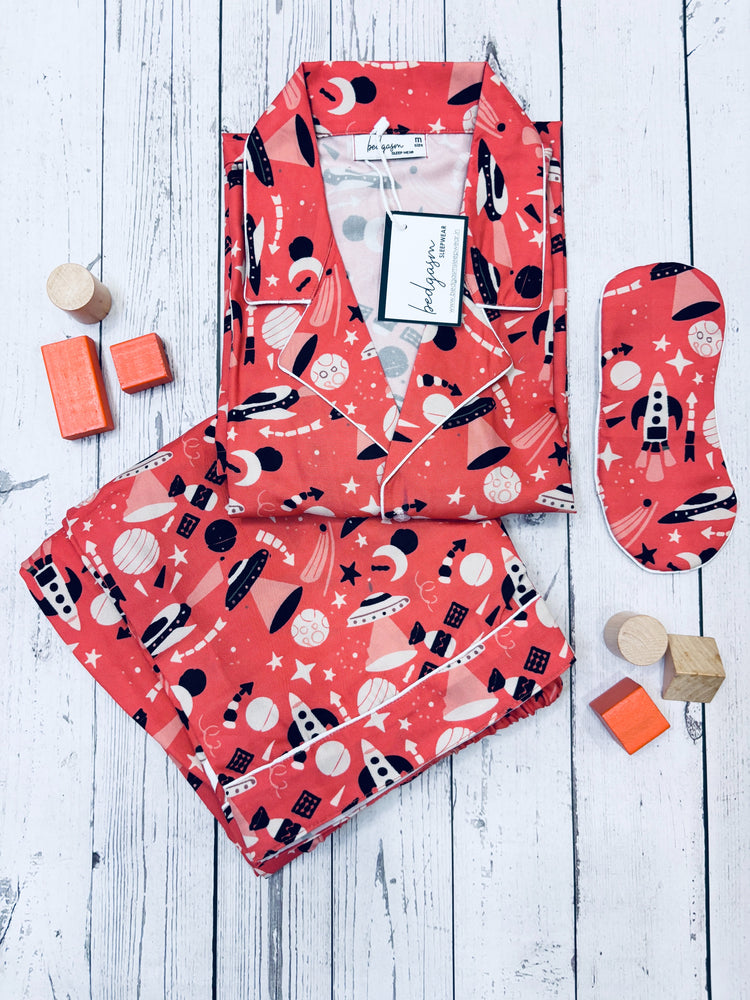 Load image into Gallery viewer, To the Moon Nightwear Set