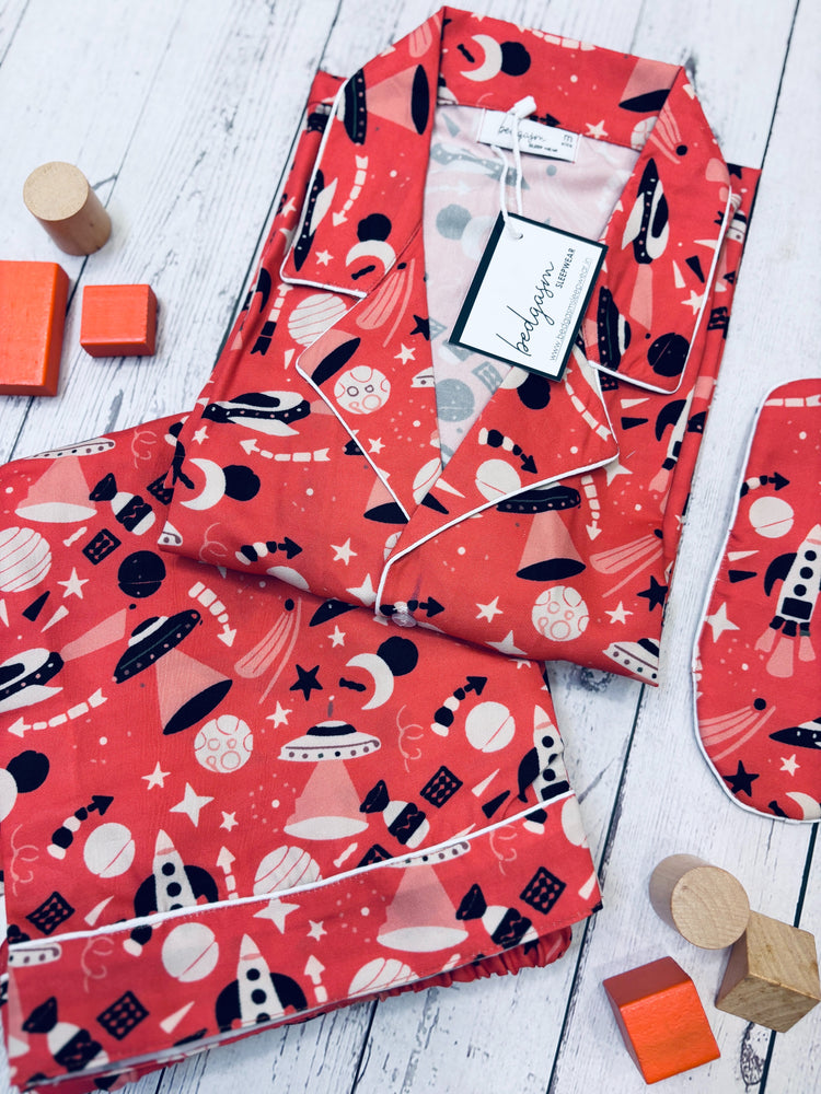 Load image into Gallery viewer, To the Moon Nightwear Set