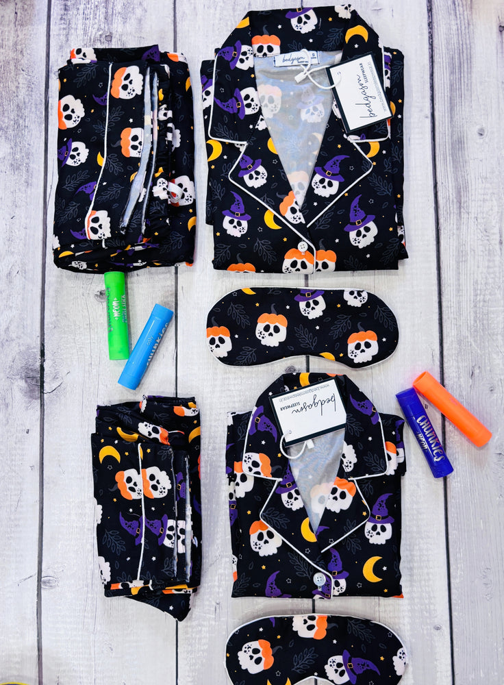 Load image into Gallery viewer, Happy Halloween - Pajama Set Nightwear Set