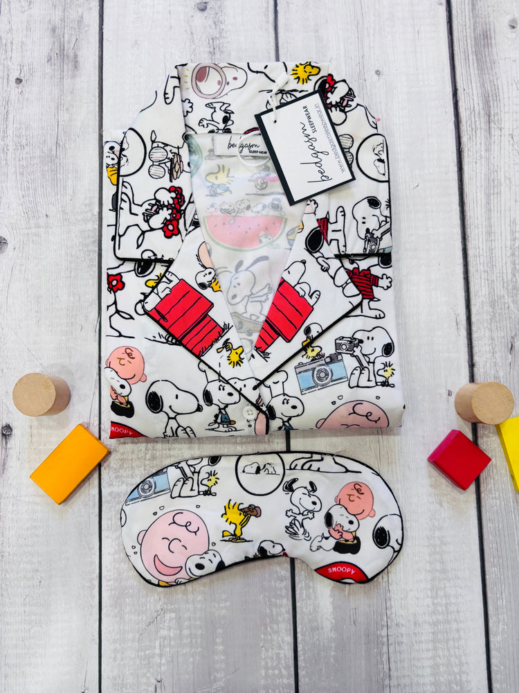 Load image into Gallery viewer, Snoopy’s World - Pajama Set Nightwear Set