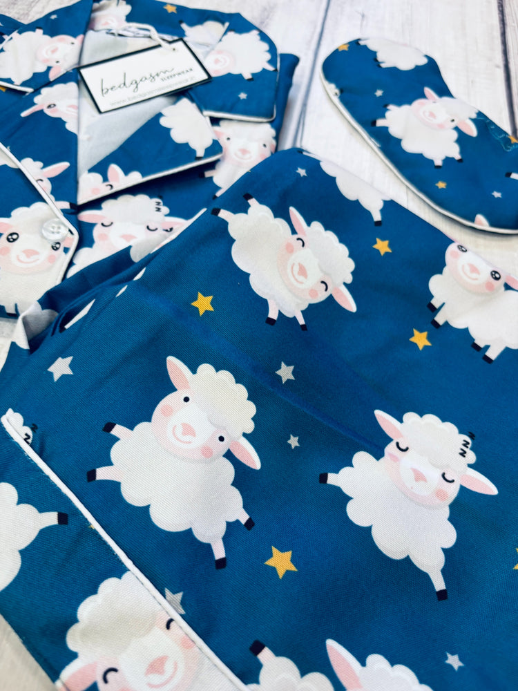 Load image into Gallery viewer, Sheeeeep Couple Nightwear Set