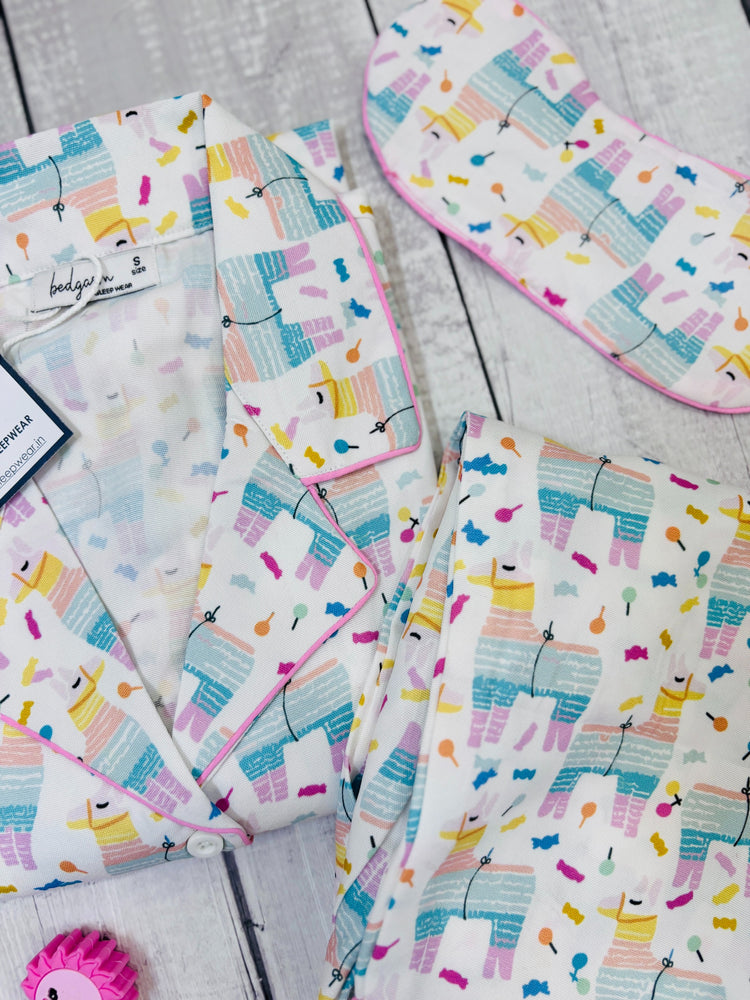 Load image into Gallery viewer, Fuzzy Llama - Pajama Set Nightwear Set