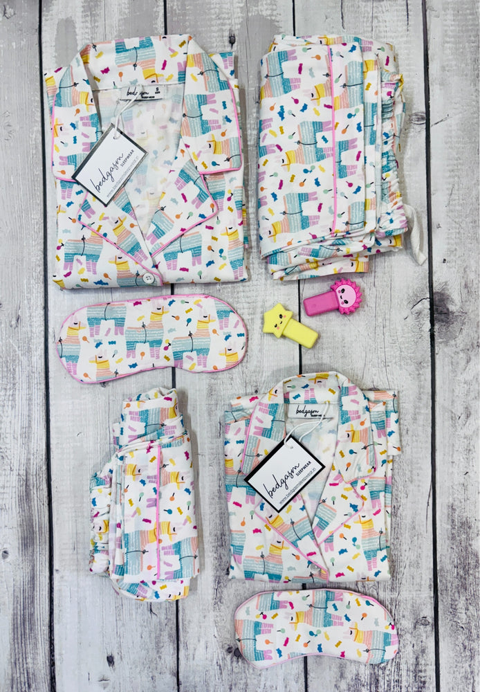 Load image into Gallery viewer, Fuzzy Llama - Pajama Set Nightwear Set