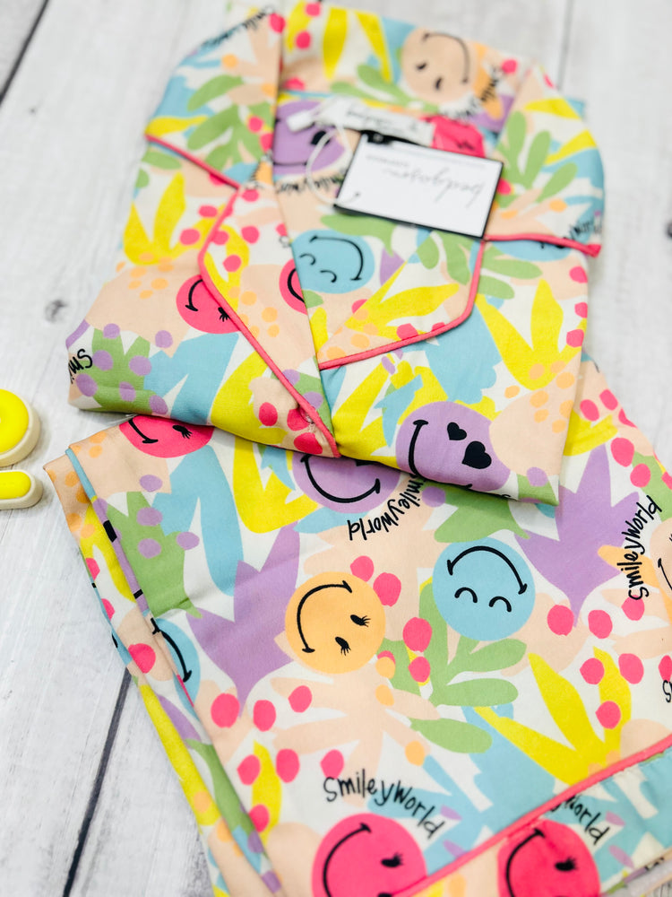 Load image into Gallery viewer, Smiley World Nightwear Set