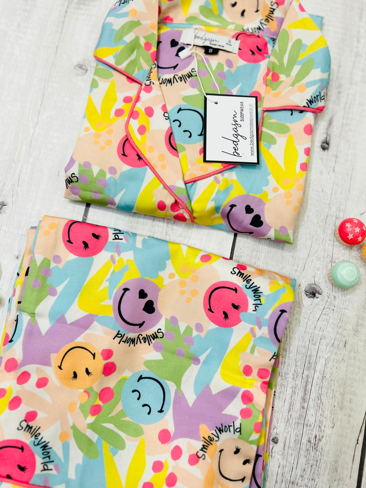 Load image into Gallery viewer, Smiley World Kids Nightwear Set