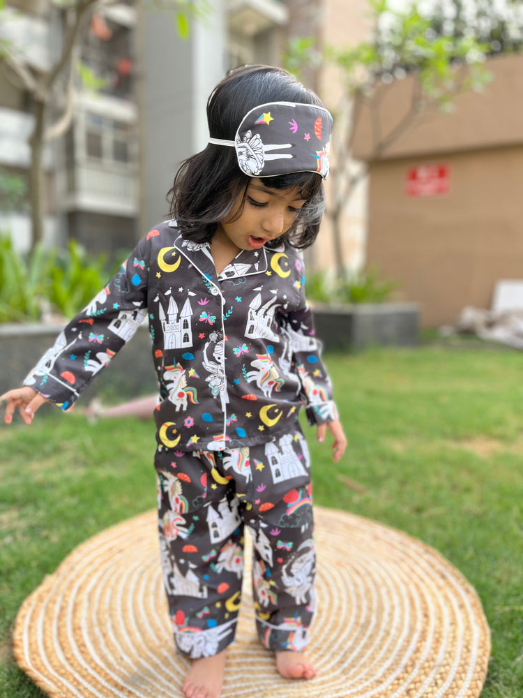 Load image into Gallery viewer, Unicorn Castle Kids Colour in Set