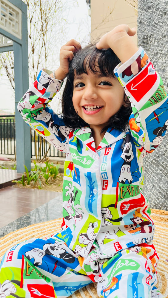 Load image into Gallery viewer, Mickey Kids Colour in Set