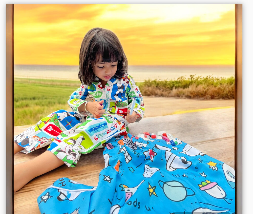 Load image into Gallery viewer, Mickey Kids Colour in Set