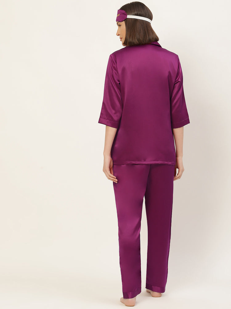 Load image into Gallery viewer, Eyelashes Nightwear Set