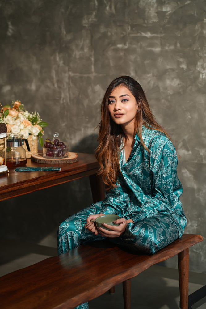 Load image into Gallery viewer, EARLY DECEMBER NIGHTWEAR SET