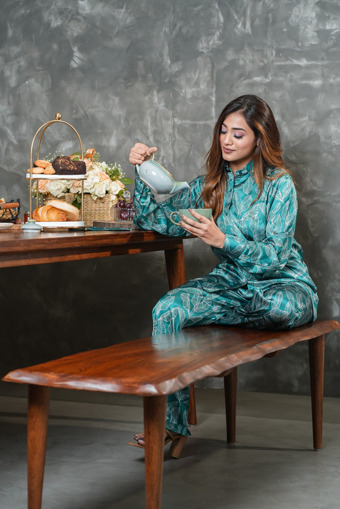 Load image into Gallery viewer, EARLY DECEMBER NIGHTWEAR SET