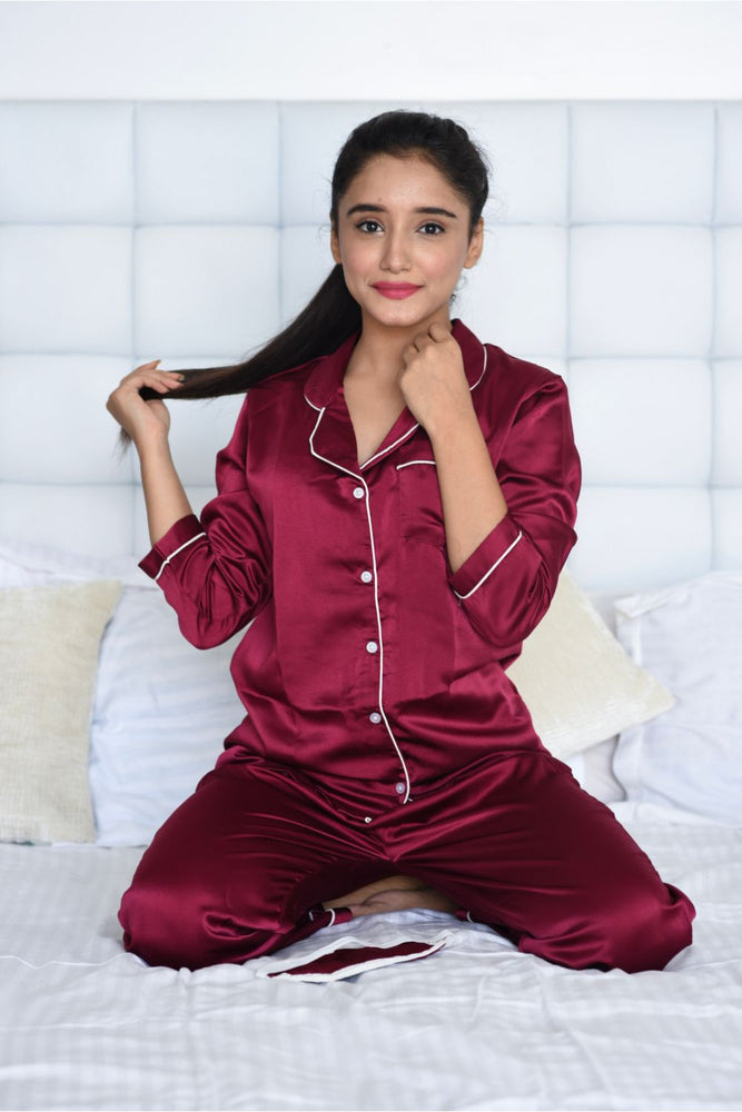 Load image into Gallery viewer, Maroon Notched Collar Satin Nightwear Set