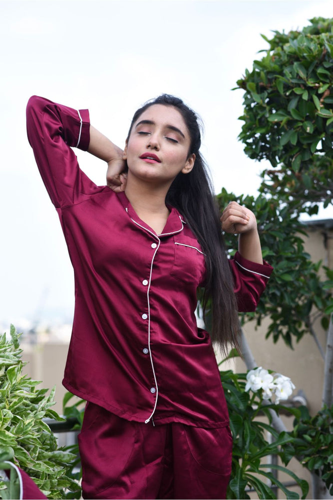 Load image into Gallery viewer, Maroon Notched Collar Satin Nightwear Set