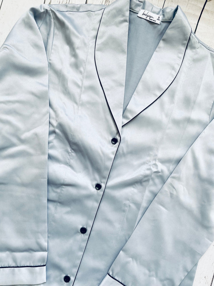 Load image into Gallery viewer, Chalk dust Satin Nightwear Set