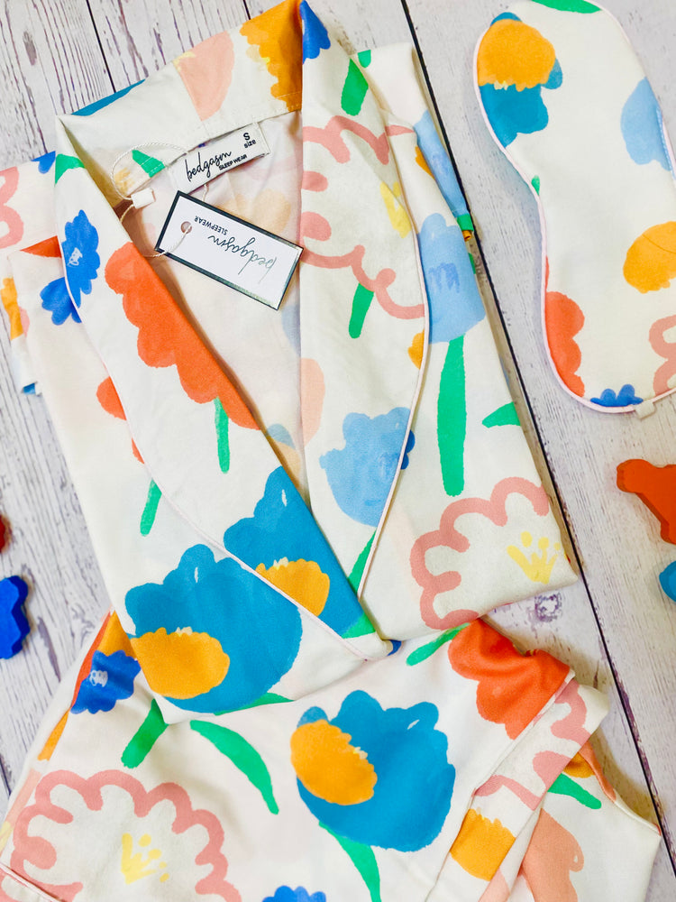 Load image into Gallery viewer, Life is a Flower Nightwear Set