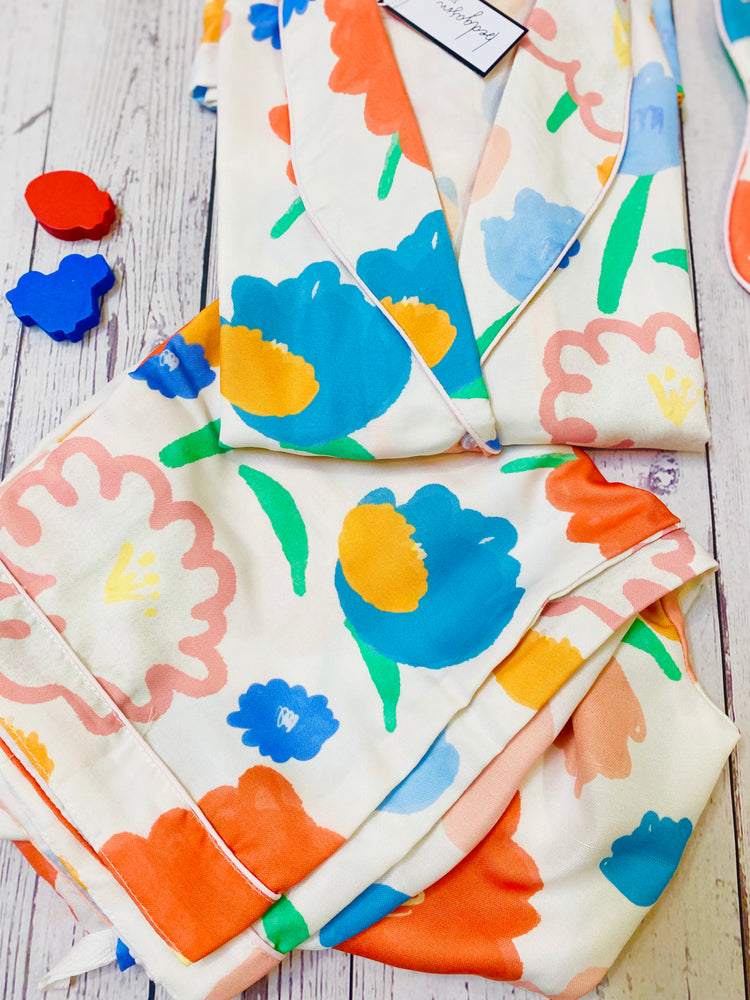 Load image into Gallery viewer, Life is a Flower Nightwear Set