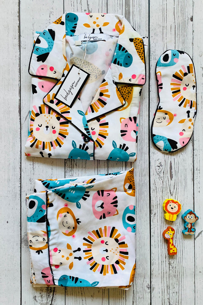 Load image into Gallery viewer, Wildlife Nightwear Set