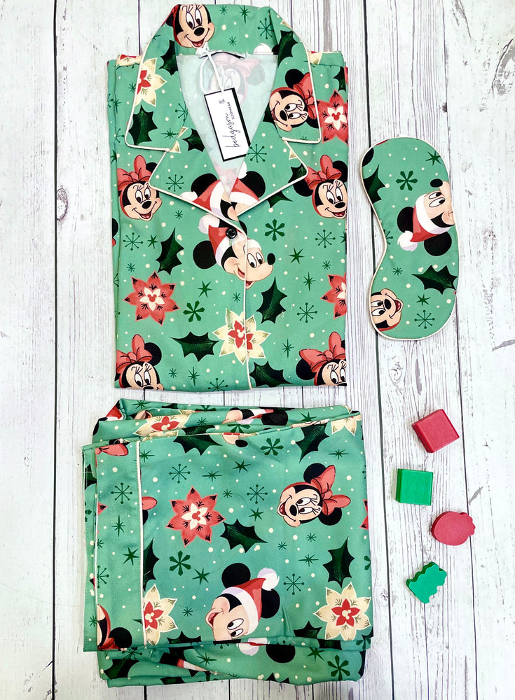 Load image into Gallery viewer, Snowflake Nightwear Set
