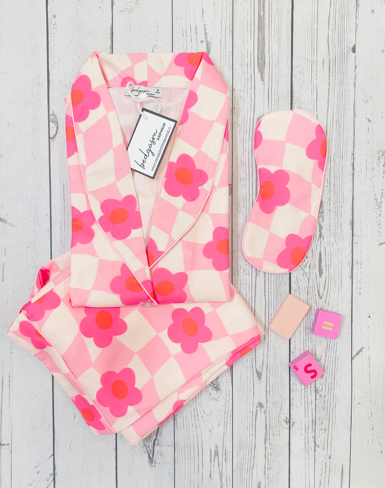 Load image into Gallery viewer, Flowers Nightwear Set