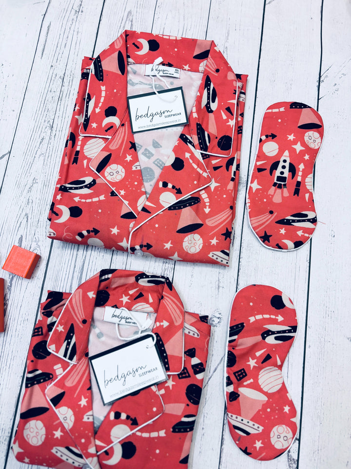 To the Moon Couple Nightwear Set
