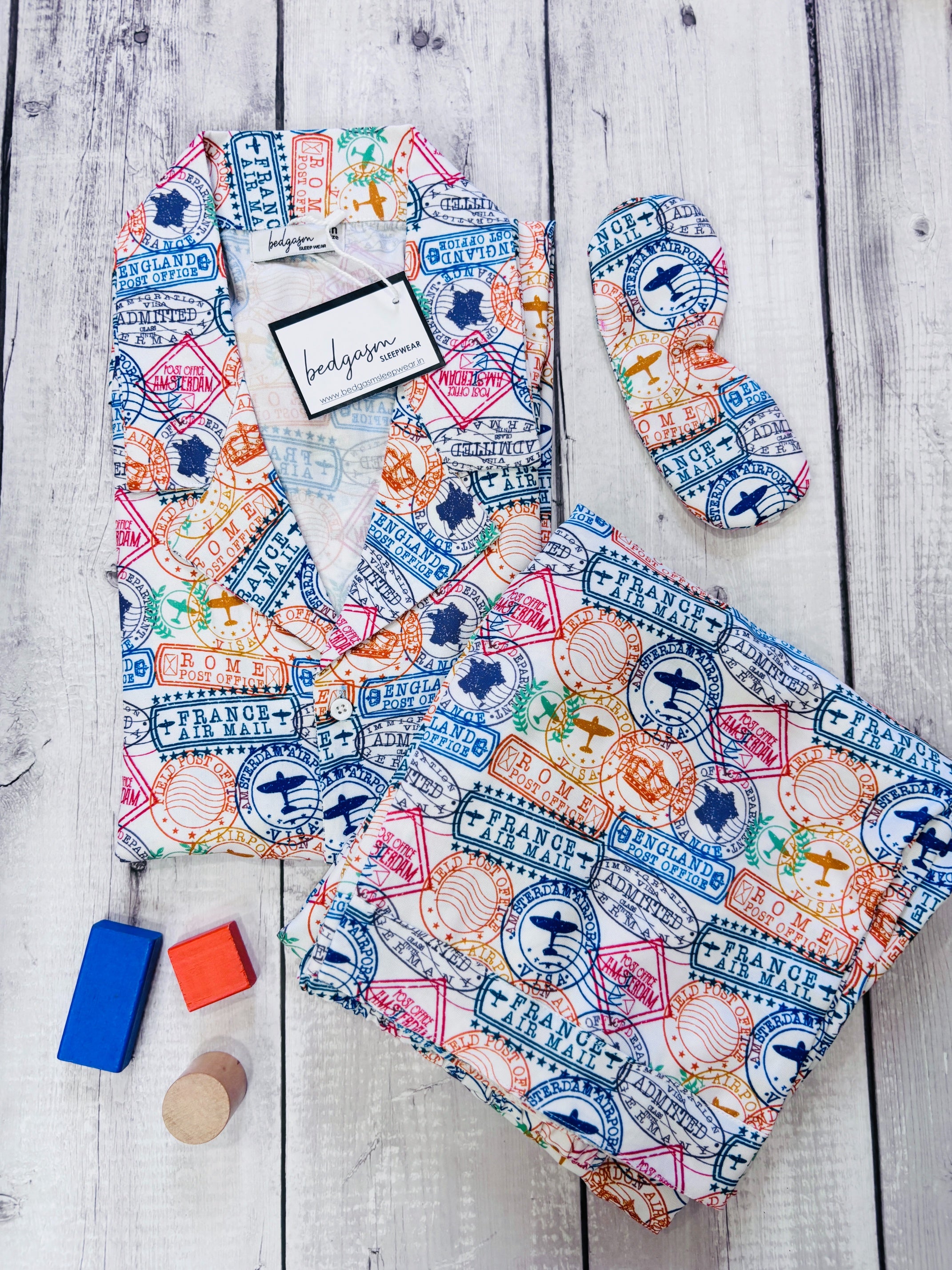 Wanderer Couple Nightwear Set